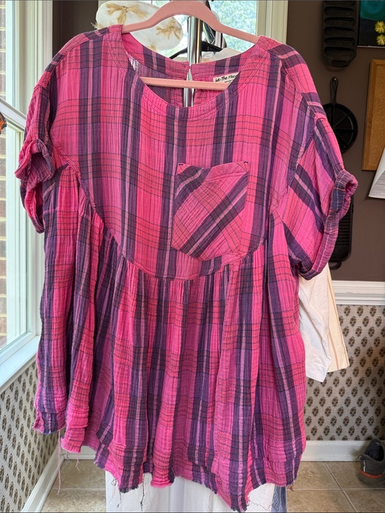 We The Free Tops - We The Free Fuchsia and Purple Plaid Short-Sleeve Tunic w/ Pockets